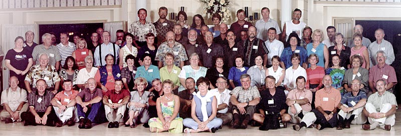 ClassPic_2001_small.jpg - 75922 Bytes